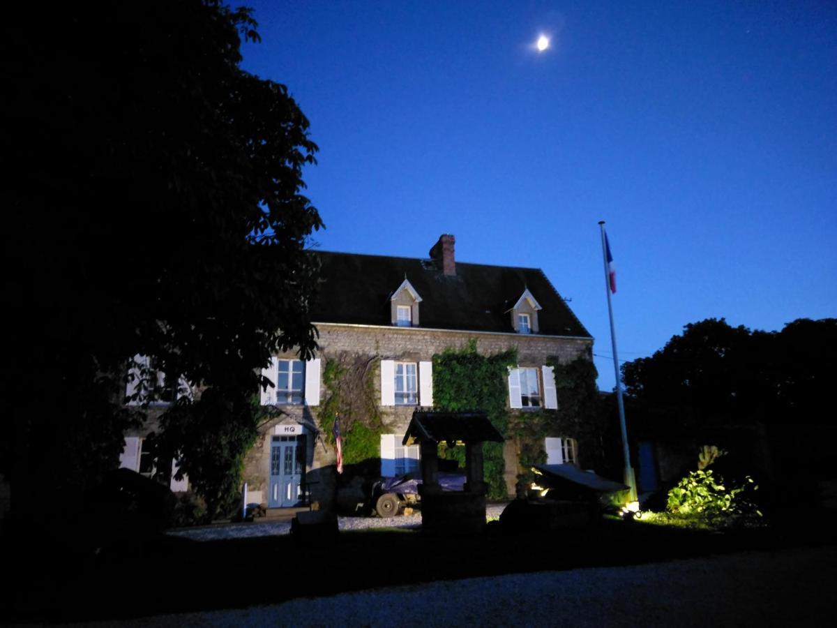 Domaine Airborne Bed & Breakfast Carentan-les-Marais Exterior photo